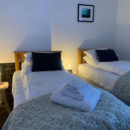 Villa Mountain Views In The Heart Of Brecon Town Esterno foto