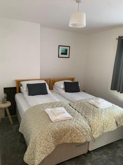Villa Mountain Views In The Heart Of Brecon Town Esterno foto