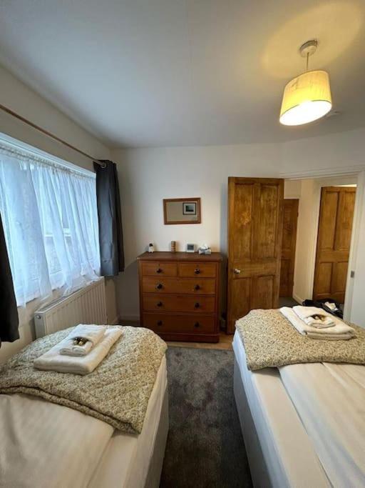 Villa Mountain Views In The Heart Of Brecon Town Esterno foto